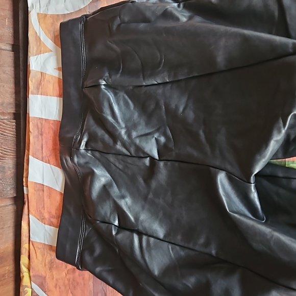 S Express leather looking pants - Picture 6 of 7